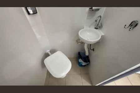 Casa à venda com 145m², 3 quartos e 2 vagasArea de Serviço - Banheiro