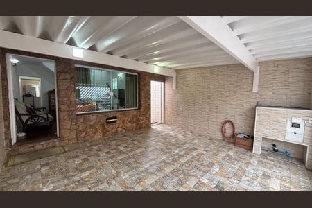 Casa à venda com 145m², 3 quartos e 2 vagasGaragem