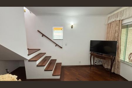 Casa à venda com 145m², 3 quartos e 2 vagasSala 
