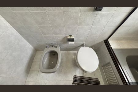 Casa à venda com 145m², 3 quartos e 2 vagasBanheiro