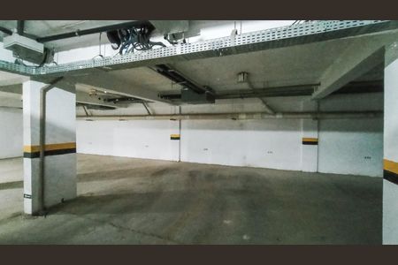 Apartamento à venda com 60m², 2 quartos e 1 vaga Apartamento à venda com 60m², 2 quartos e 1 vagaEstacionamento