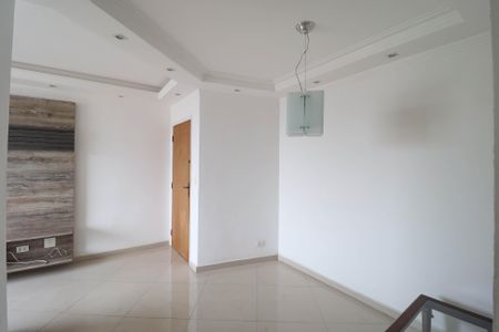 Apartamento para alugar com 72m², 2 quartos e 1 vaga Apartamento para alugar com 72m², 2 quartos e 1 vagaSala