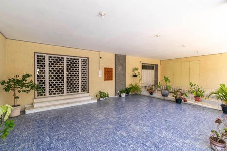 Apartamento à venda com 85m², 2 quartos e 2 vagasÁrea comum - Hall da entrada