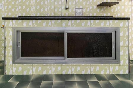 Apartamento à venda com 85m², 2 quartos e 2 vagasCozinha - Armários