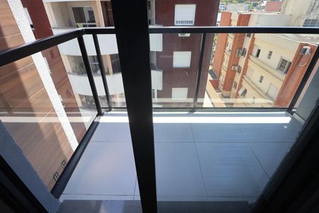Sacada de apartamento à venda com 2 quartos, 49m² em Centro, Canoas