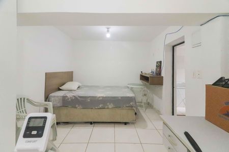 Casa à venda com 65m², 3 quartos e 1 vagaEdícula