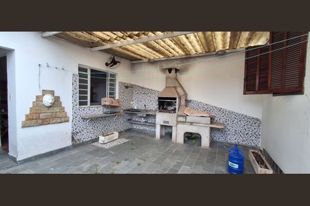 Casa à venda com 212m², 3 quartos e 2 vagasÁrea gourmet 