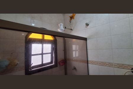 Casa à venda com 212m², 3 quartos e 2 vagasBanheiro Suíte 2