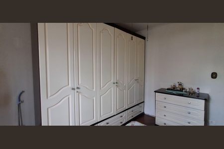 Suíte 1 de casa à venda com 3 quartos, 212m² em Conjunto Residencial Natalia, São Bernardo do Campo