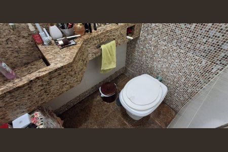 Casa à venda com 212m², 3 quartos e 2 vagasLavabo 