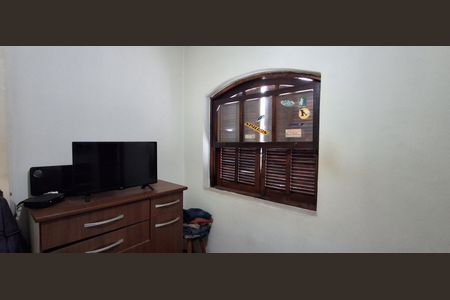 Casa à venda com 212m², 3 quartos e 2 vagasQuarto 