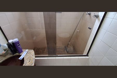 Casa à venda com 212m², 3 quartos e 2 vagasBanheiro Social 