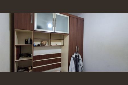 Casa à venda com 212m², 3 quartos e 2 vagasQuarto 