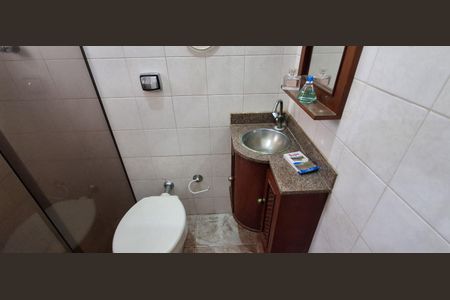 Casa à venda com 212m², 3 quartos e 2 vagasBanheiro Suíte 2