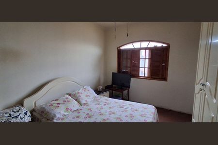 Casa à venda com 212m², 3 quartos e 2 vagasSuíte 1