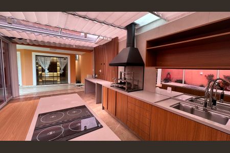 Casa de condomínio à venda com 335m², 4 quartos e 3 vagasÁrea Gourmet