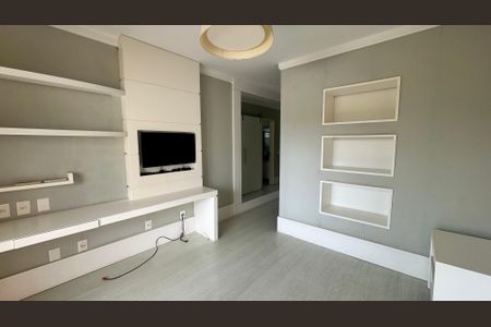 Casa de condomínio à venda com 335m², 4 quartos e 3 vagasSuíte 4