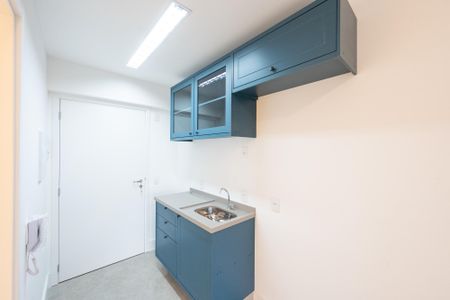 Cozinha de kitnet/studio à venda com 1 quarto, 19m² em Vila Clementino, São Paulo