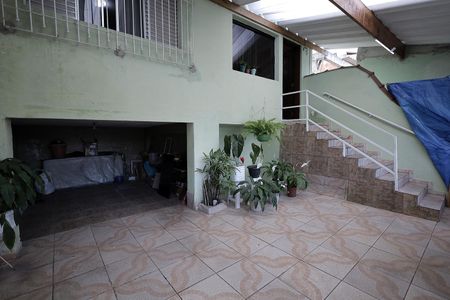 Casa à venda com 154m², 2 quartos e 2 vagas Casa à venda com 154m², 2 quartos e 2 vagasGaragem