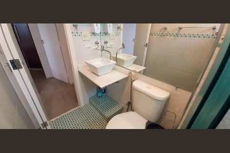 Apartamento para alugar com 54m², 3 quartos e 1 vaga Apartamento para alugar com 54m², 3 quartos e 1 vagaBanheiro