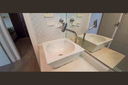 Apartamento para alugar com 54m², 3 quartos e 1 vaga Apartamento para alugar com 54m², 3 quartos e 1 vagaBanheiro