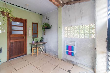 Casa à venda com 65m², 1 quarto e 1 vagaQuintal