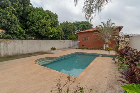 Casa para alugar com 200m², 4 quartos e 3 vagasPiscina