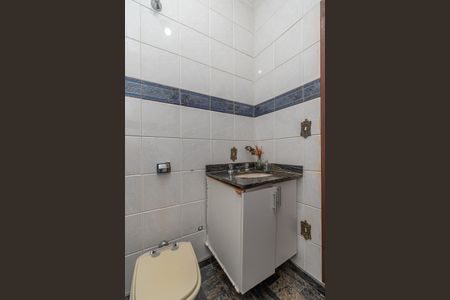 Casa para alugar com 200m², 4 quartos e 3 vagas Casa para alugar com 200m², 4 quartos e 3 vagasLavabo