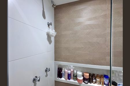 Apartamento para alugar com 169m², 3 quartos e 2 vagasSuíte 1 - Banheiro