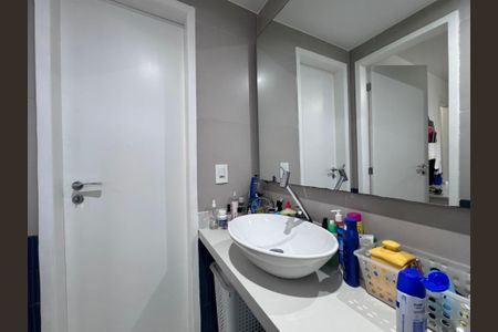 Apartamento para alugar com 169m², 3 quartos e 2 vagasBanheiro Suítes Canadenses