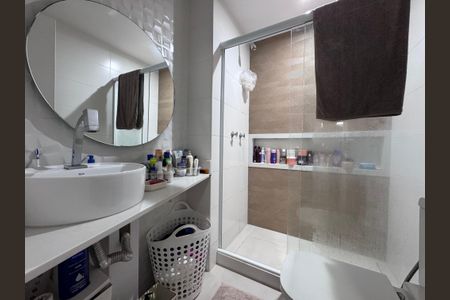 Apartamento para alugar com 169m², 3 quartos e 2 vagasSuíte 1 - Banheiro