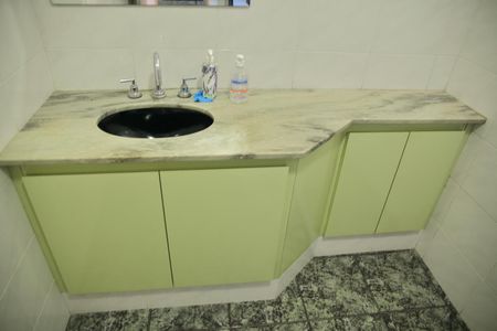 Apartamento à venda com 183m², 3 quartos e 3 vagasBanheiro Social 