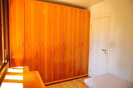 Apartamento à venda com 183m², 3 quartos e 3 vagasQuarto 2 