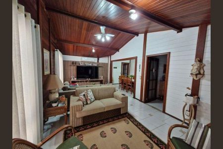 Casa à venda com 4 quartos, 337m² em Parque das Universidades, Campinas