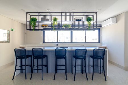 Apartamento à venda com 34m², 2 quartos e sem vagaÁrea comum - Salão de festas