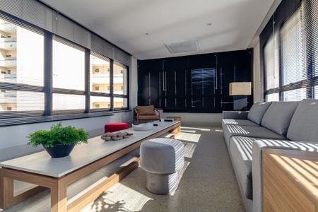 Apartamento à venda com 34m², 2 quartos e sem vagaÁrea comum - Salão de festas