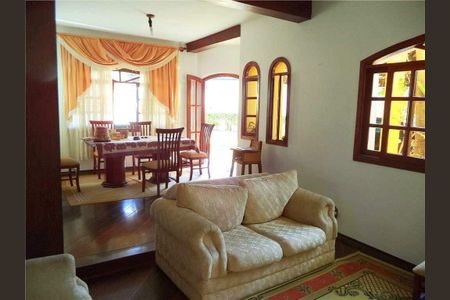 Casa à venda com 4 quartos, 278m² em Cidade Universitária, Campinas