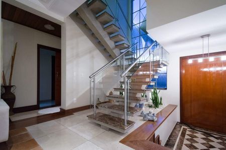 Casa de condomínio à venda com 450m², 4 quartos e 4 vagas