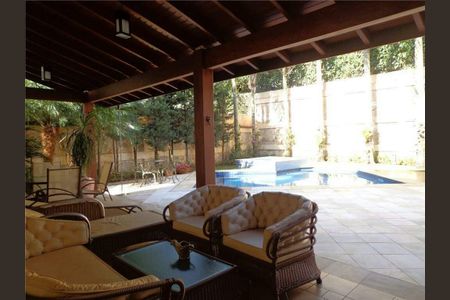 Casa de condomínio à venda com 450m², 4 quartos e 4 vagas