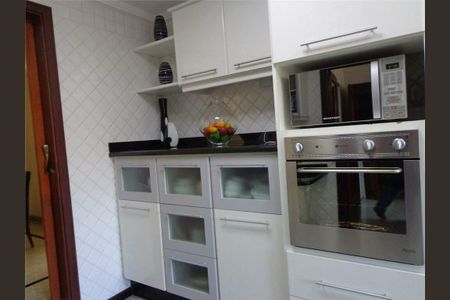 Casa de condomínio à venda com 450m², 4 quartos e 4 vagas