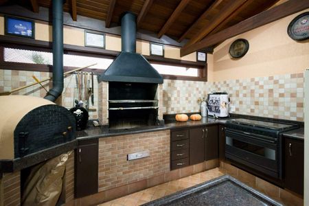 Casa de condomínio à venda com 450m², 4 quartos e 4 vagas