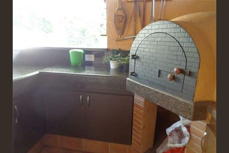 Casa de condomínio à venda com 450m², 4 quartos e 4 vagas