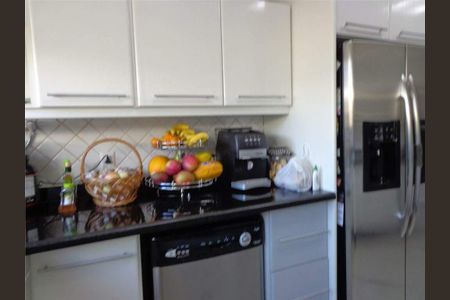 Casa de condomínio à venda com 450m², 4 quartos e 4 vagas