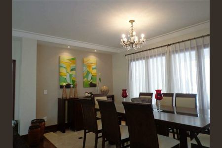 Casa de condomínio à venda com 450m², 4 quartos e 4 vagas