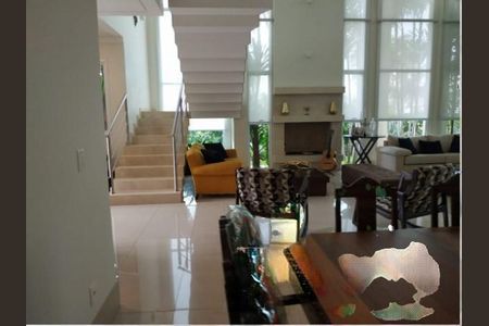 Casa de condomínio à venda com 350m², 4 quartos e 4 vagas