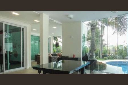 Casa de condomínio à venda com 350m², 4 quartos e 4 vagas