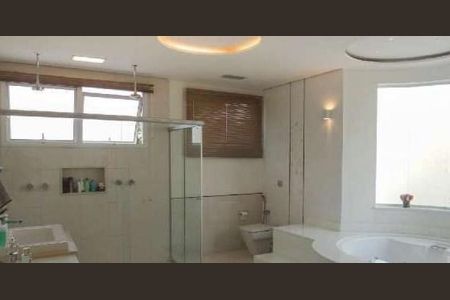 Casa de condomínio à venda com 350m², 4 quartos e 4 vagas