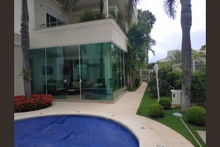 Casa de condomínio à venda com 350m², 4 quartos e 4 vagas