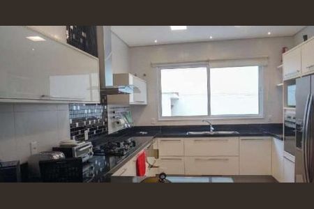 Casa de condomínio à venda com 350m², 4 quartos e 4 vagas