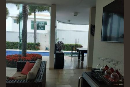 Casa de condomínio à venda com 350m², 4 quartos e 4 vagas